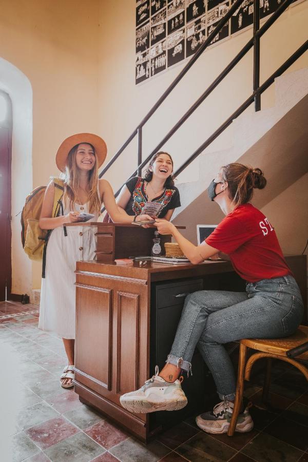 Hostal Barrio Vivo Merida Bagian luar foto